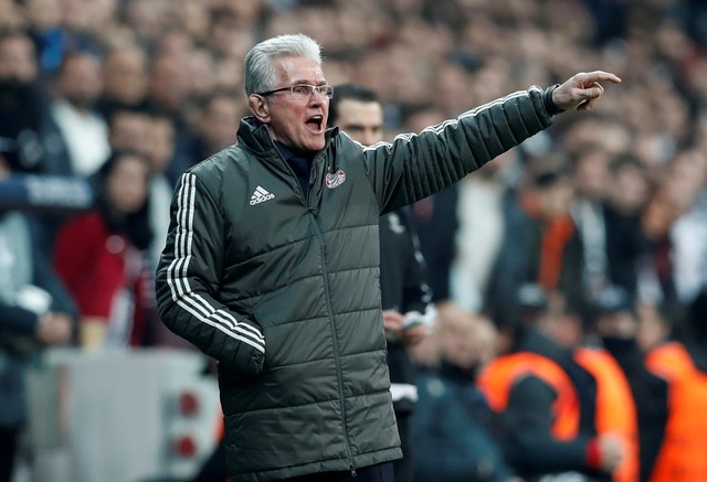 Vừa được ví như thần, Bayern của Heynckes đã thua sốc - Ảnh 2.