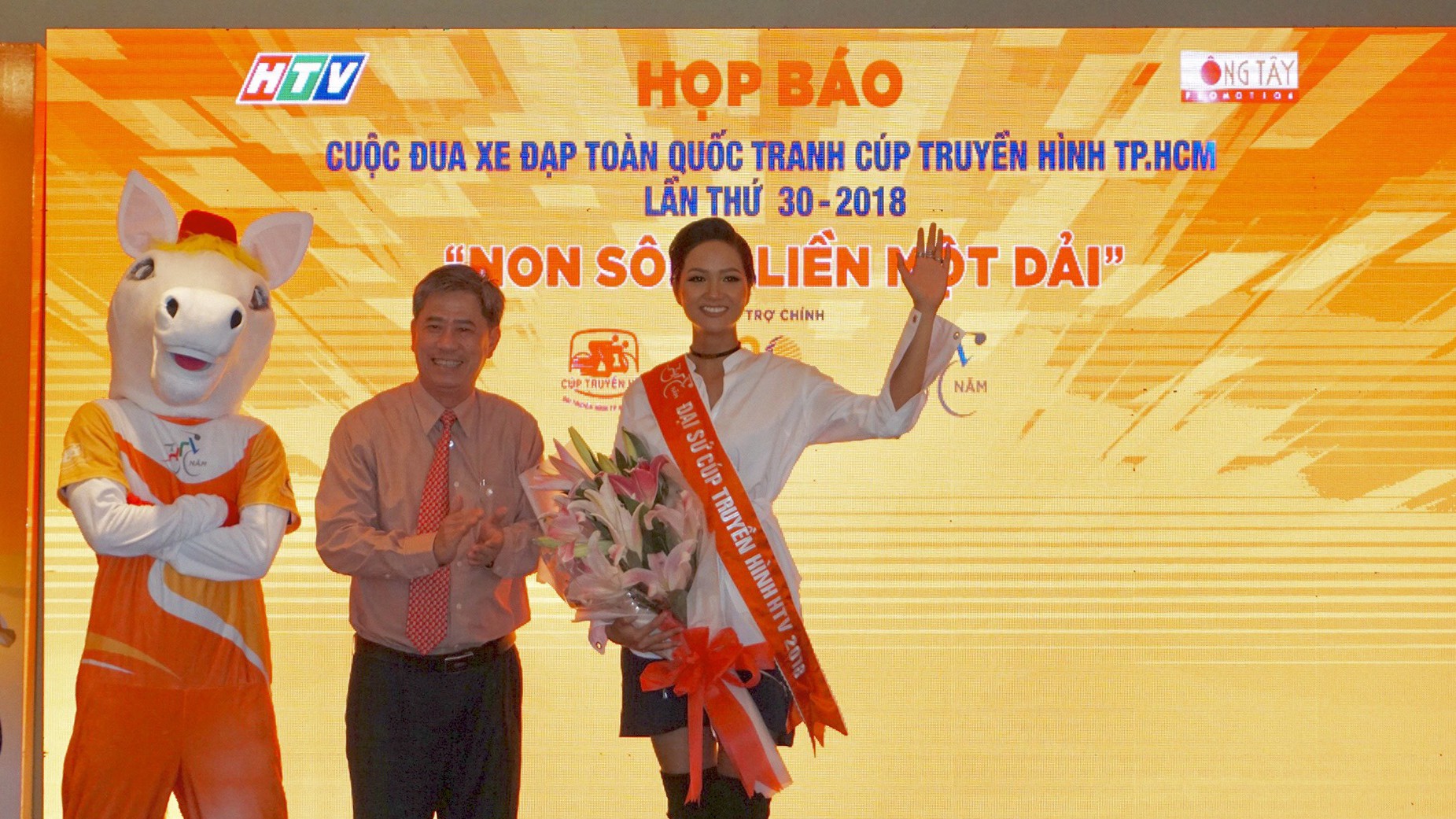 Kỷ lục tiền thưởng ở Cúp Truyền hình TP HCM 2018