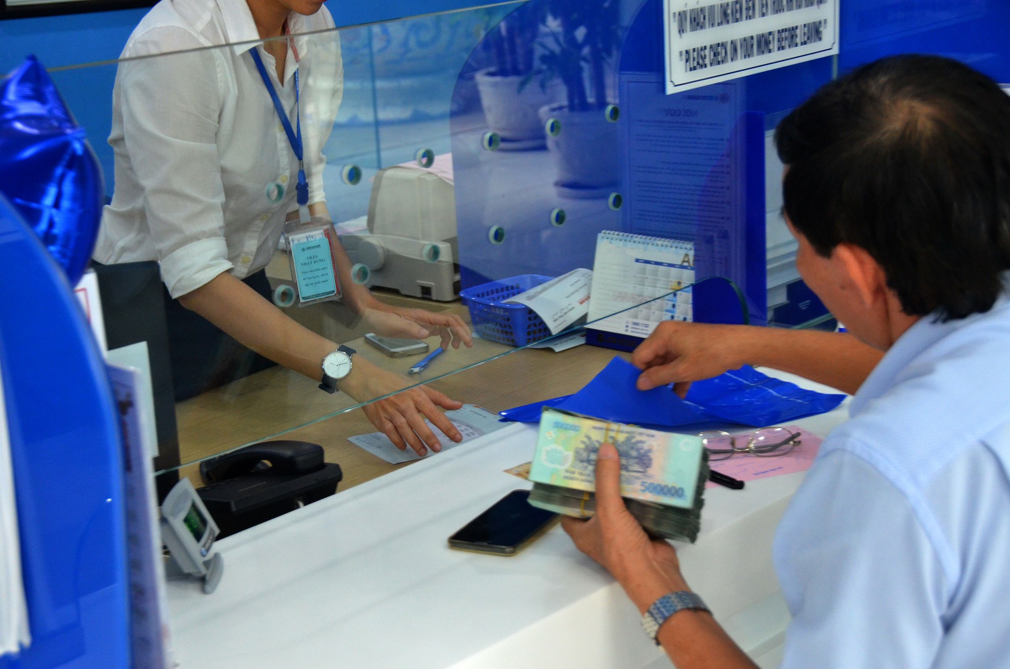Đừng mong giảm lãi suất cho vay!