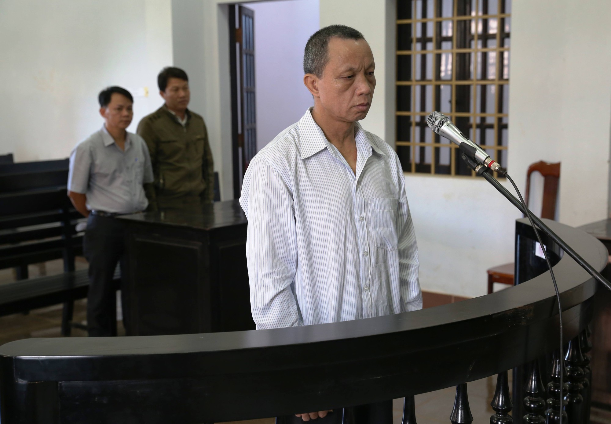 Tăng án phạt đối với bảo vệ trường hiếp dâm, dâm ô 6 học sinh