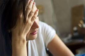 Khó tin chuyện đòi tiền làm vợ, đòi ly hôn vì chồng quá yêu con
