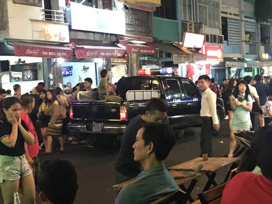 Luật rừng ở phố đi bộ