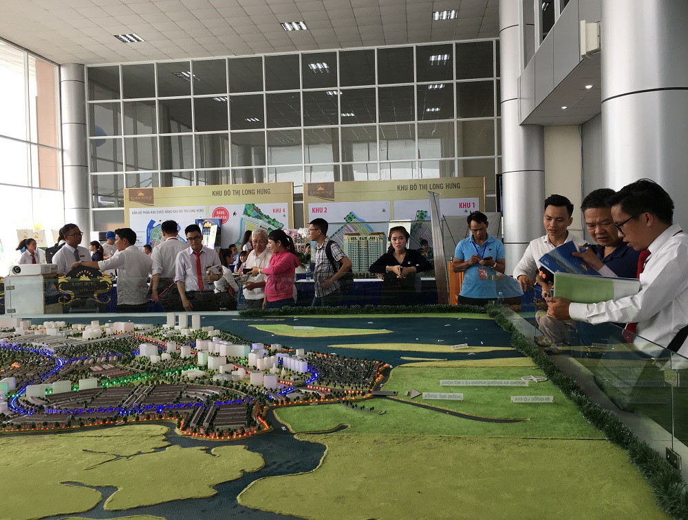 Bất động sản Bi&ecirc;n H&ograve;a l&ecirc;n cơn sốt - Ảnh 1.