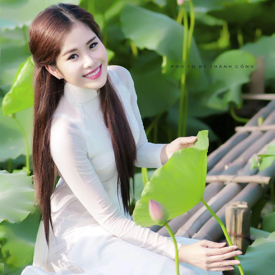 PR bằng chuyện tình tay ba - Ảnh 1.