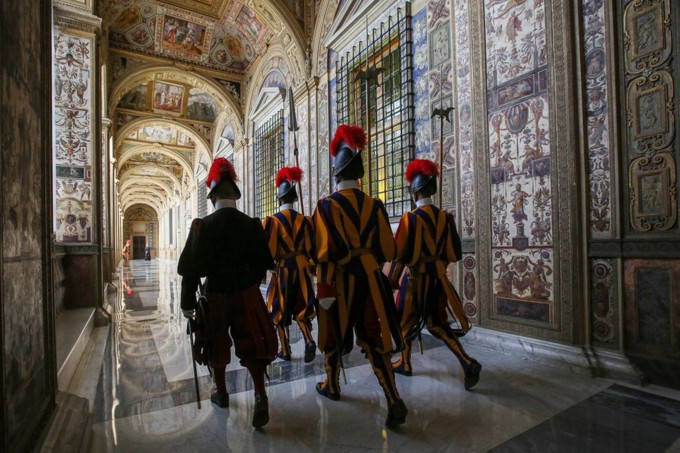 Vatican - thánh địa linh thiêng và huyền bí - Ảnh 22.