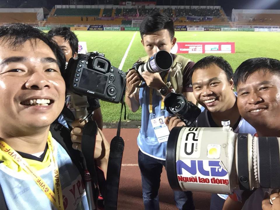 Ph&aacute;t động cuộc thi ảnh đẹp V-League 2018 - Ảnh 1.