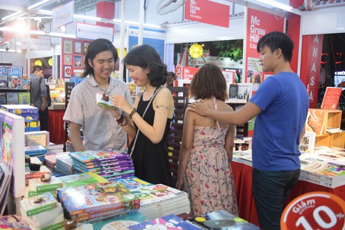 Hội sách TP HCM lần X: "Nguồn cội" của Dan Brown bán chạy nhất