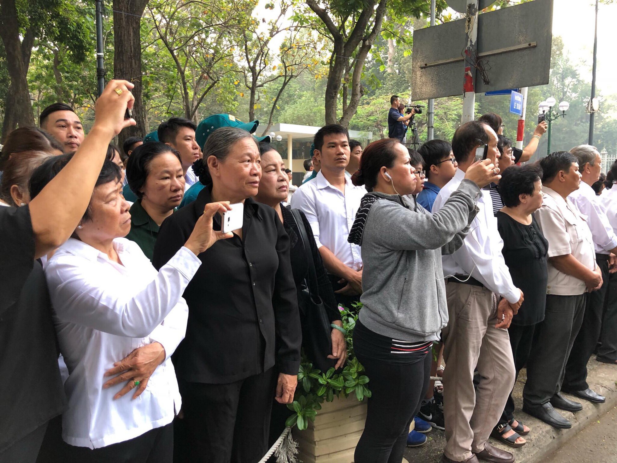Cố Thủ tướng Phan Văn Khải đang tr&ecirc;n đường về đất mẹ - Ảnh 4.