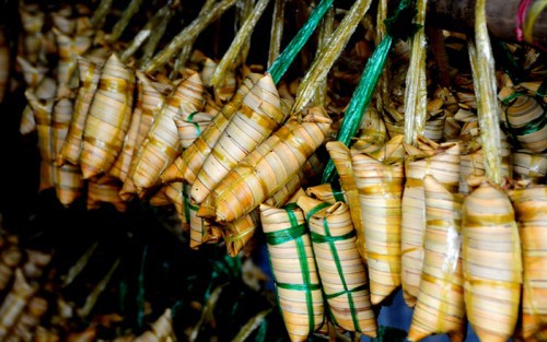 Bánh lá dừa – ký ức tuổi thơ trở thành đặc sản - Ảnh 5.