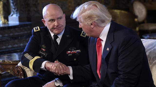 Vì đâu ông Trump thay tướng McMaster bằng "người cũ" thời nhà Bush?