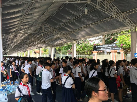 Cố Thủ tướng Phan Văn Khải đang tr&ecirc;n đường về đất mẹ - Ảnh 16.