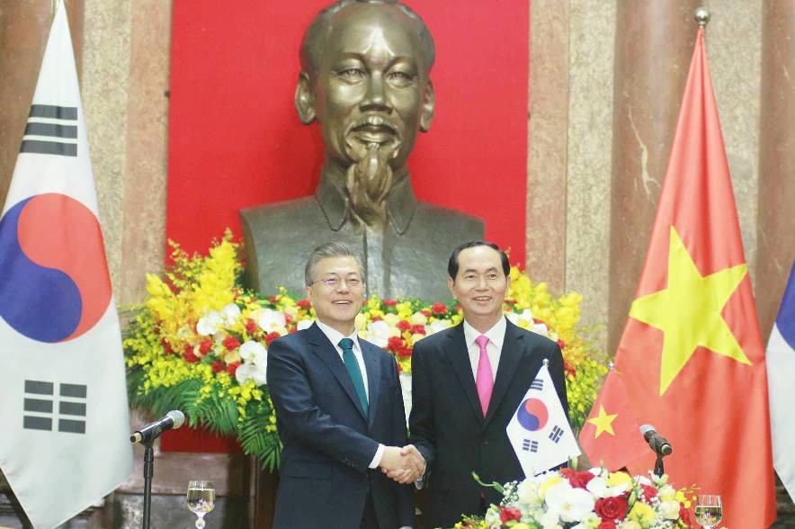Tổng thống Moon Jae In cam kết c&aacute;c biện ph&aacute;p bảo vệ c&ocirc; d&acirc;u Việt - Ảnh 1.