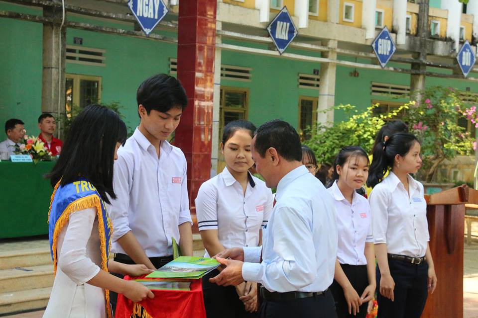 Đưa trường học đến thí sinh tại Quảng Nam: Ngành báo chí đầu ra có bạc? - Ảnh 15.