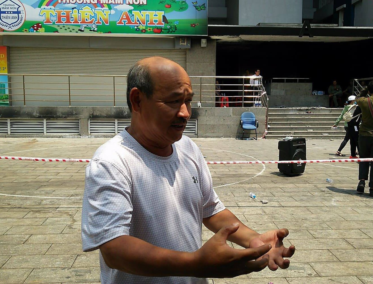 Vụ cháy chung cư Carina: "Tôi đã bước qua những xác người"