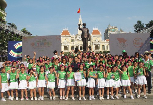 Rộn r&agrave;ng Ng&agrave;y chạy Olympic tại TP HCM - Ảnh 14.