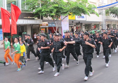 Rộn r&agrave;ng Ng&agrave;y chạy Olympic tại TP HCM - Ảnh 7.