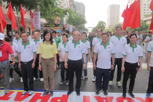 Rộn r&agrave;ng Ng&agrave;y chạy Olympic tại TP HCM - Ảnh 3.