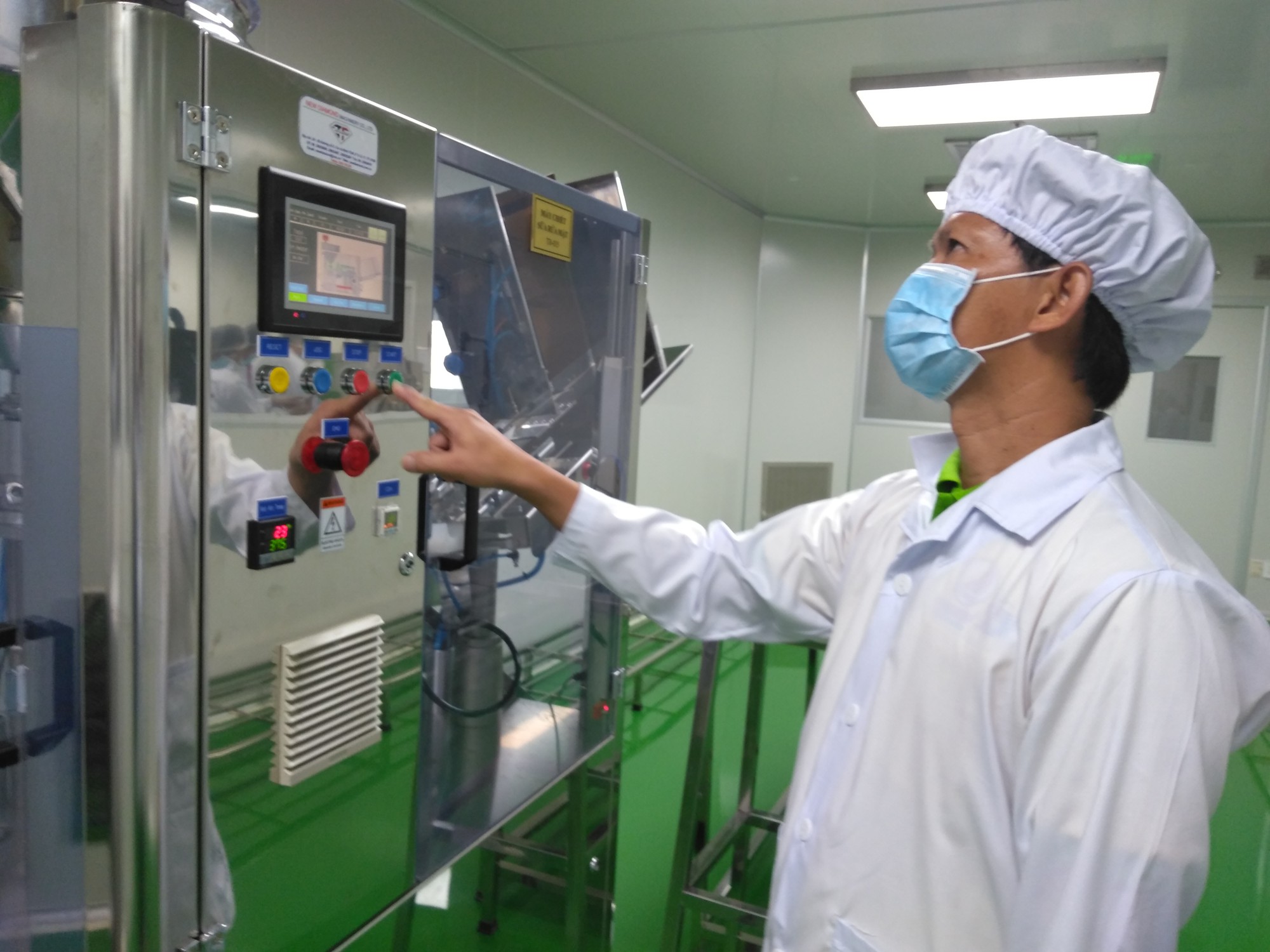 Siết chặt sản xuất, kinh doanh mỹ phẩm - Ảnh 1.