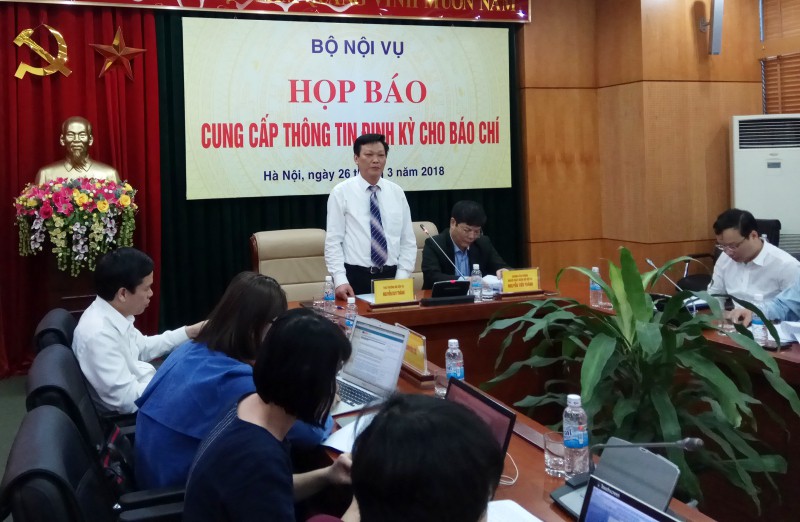 Bộ Nội vụ: Làm rõ thông tin "chạy suất" vụ 500 giáo viên mất việc ở Đắk Lắk