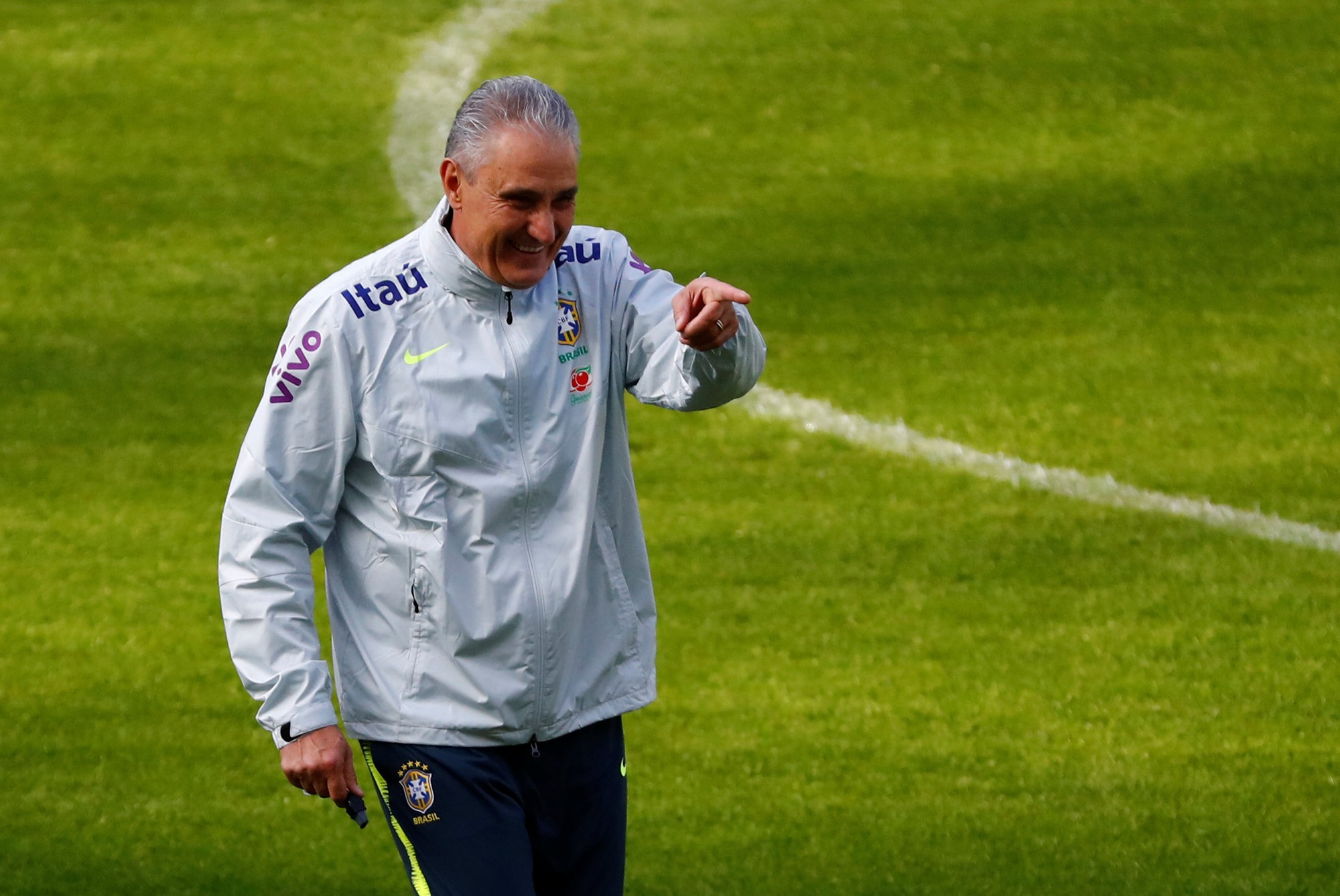 Tite: B&oacute;ng ma trận thua Đức 1-7 vẫn &aacute;m Brazil  - Ảnh 2.