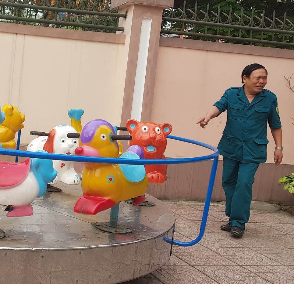 Vụ nữ giáo sinh bị đánh nguy cơ sẩy thai: Vết bầm ở chân do trẻ tự va vào đu quay