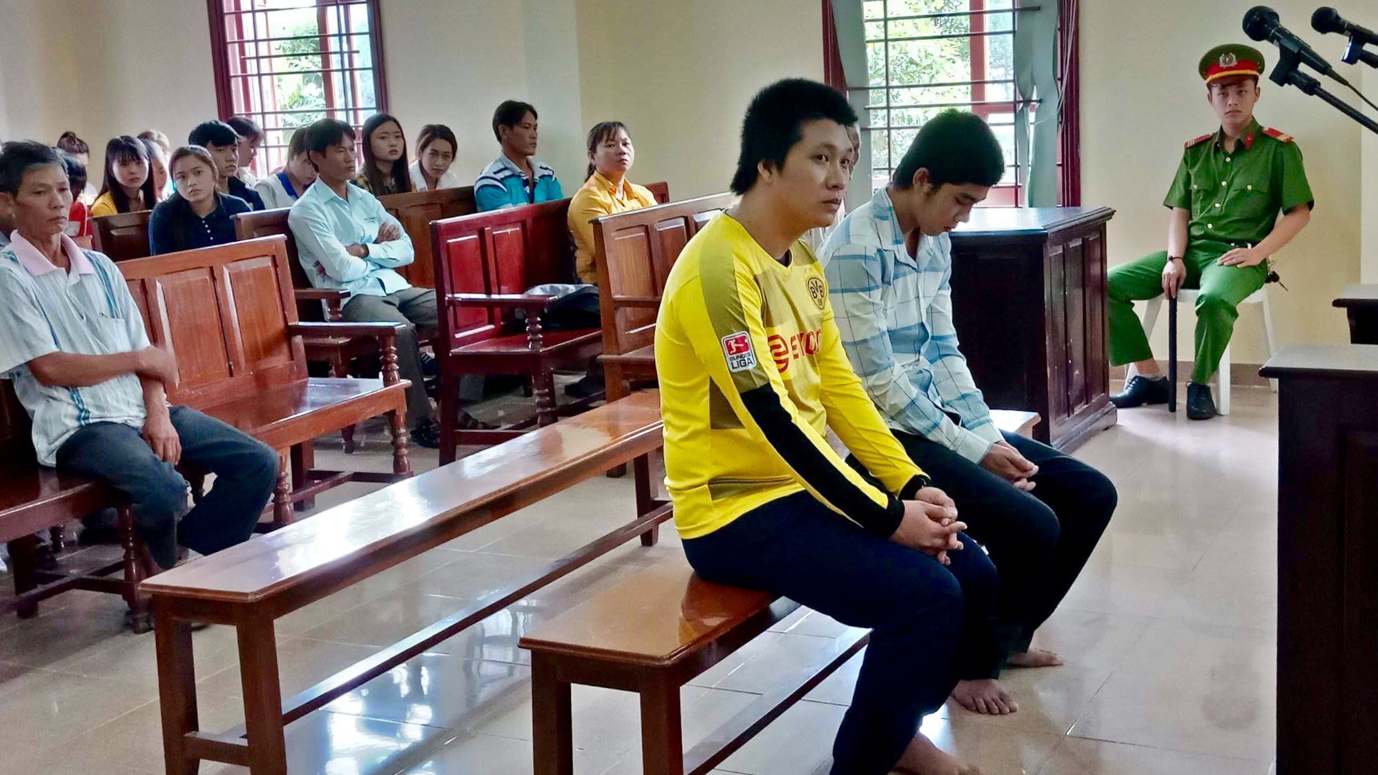 Giết người rồi bỏ trốn, cặp đôi đồng tính đoàn lô tô ôm hận