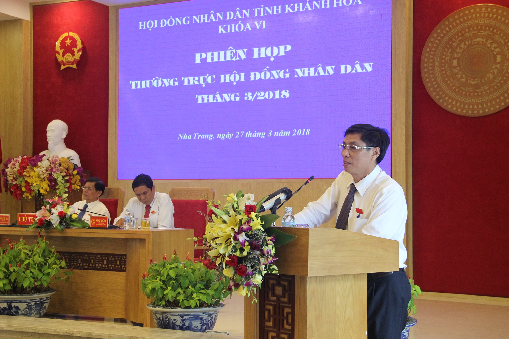 Kiểm điểm việc để lấn vịnh Nha Trang trái phép - Ảnh 1.