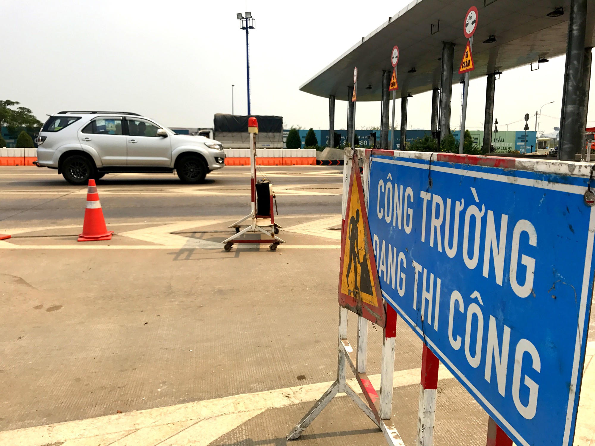 Khai tử trạm thu phí "bỏ hoang" trước hầm vượt sông Sài Gòn