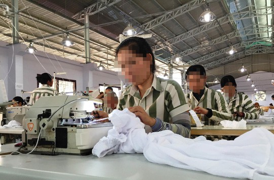 Phạm nhân nữ phải sử dụng biện pháp tránh thai khi gặp chồng