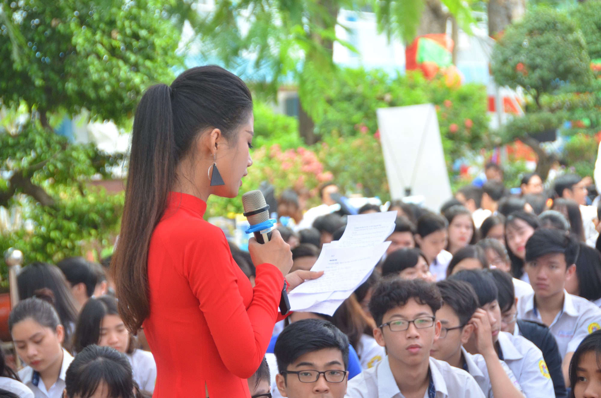 Đưa trường học đến th&iacute; sinh tại TP HCM 2018: Th&iacute; sinh đặt c&acirc;u hỏi xuất sắc - Ảnh 22.