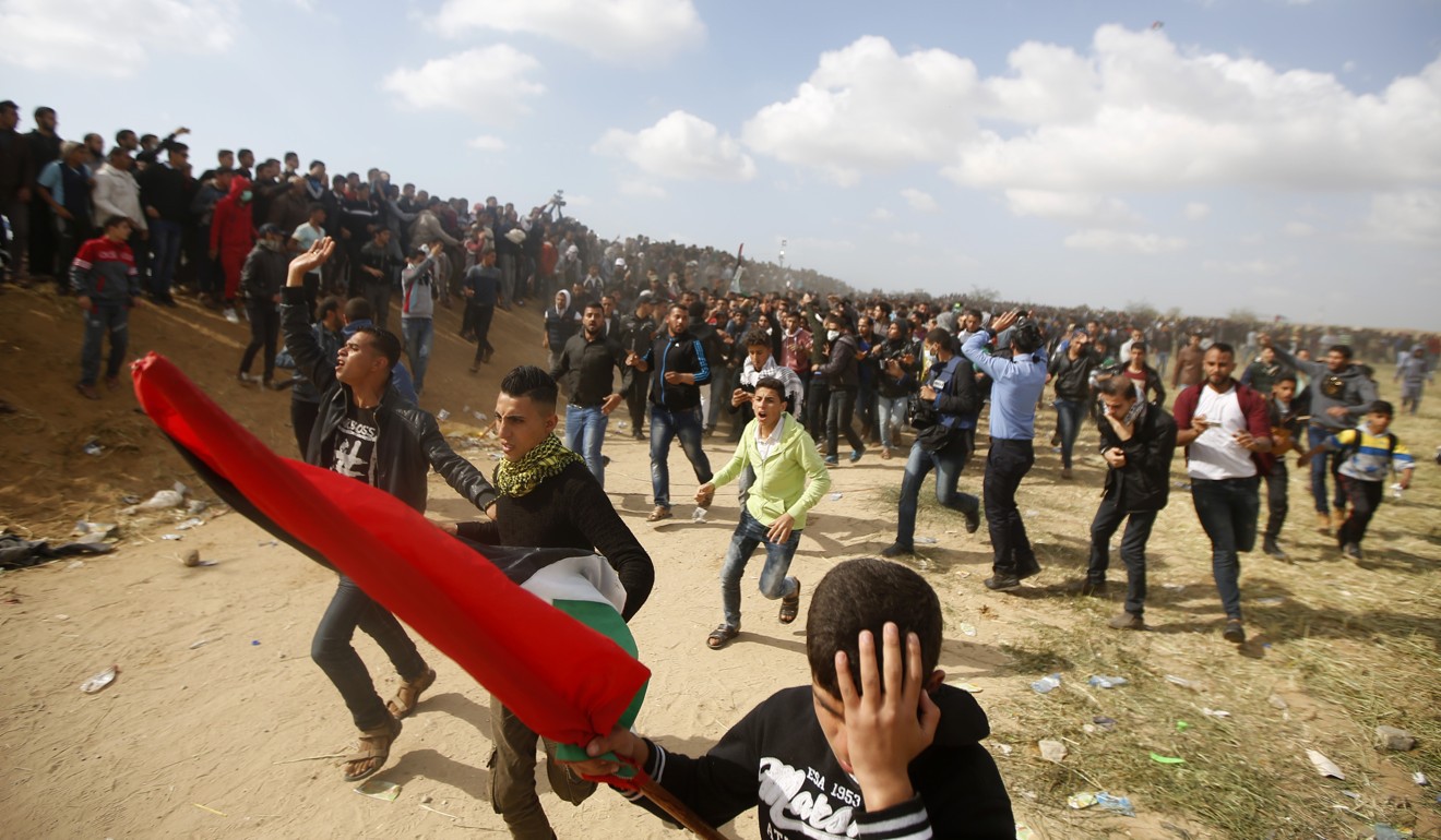 Ng&agrave;y đẫm m&aacute;u ở Gaza, Israel kh&ocirc;ng ngần ngại bắn đạn thật - Ảnh 1.