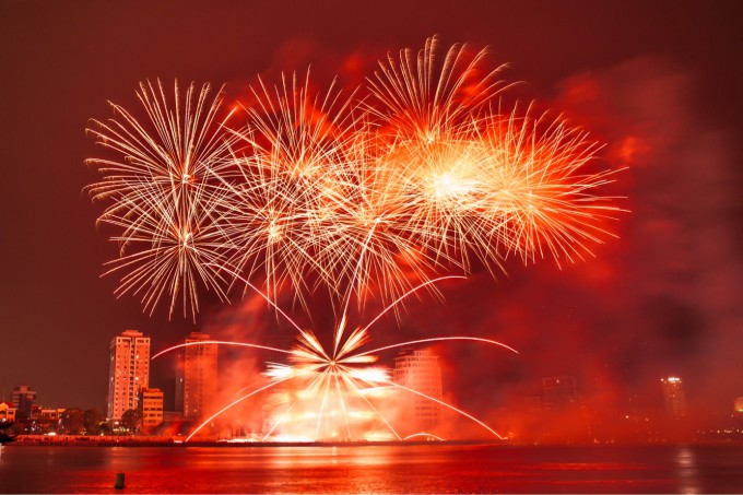 Ph&aacute;o hoa cho Lễ hội DIFF 2018: Phải đặt trước cả năm - Ảnh 2.