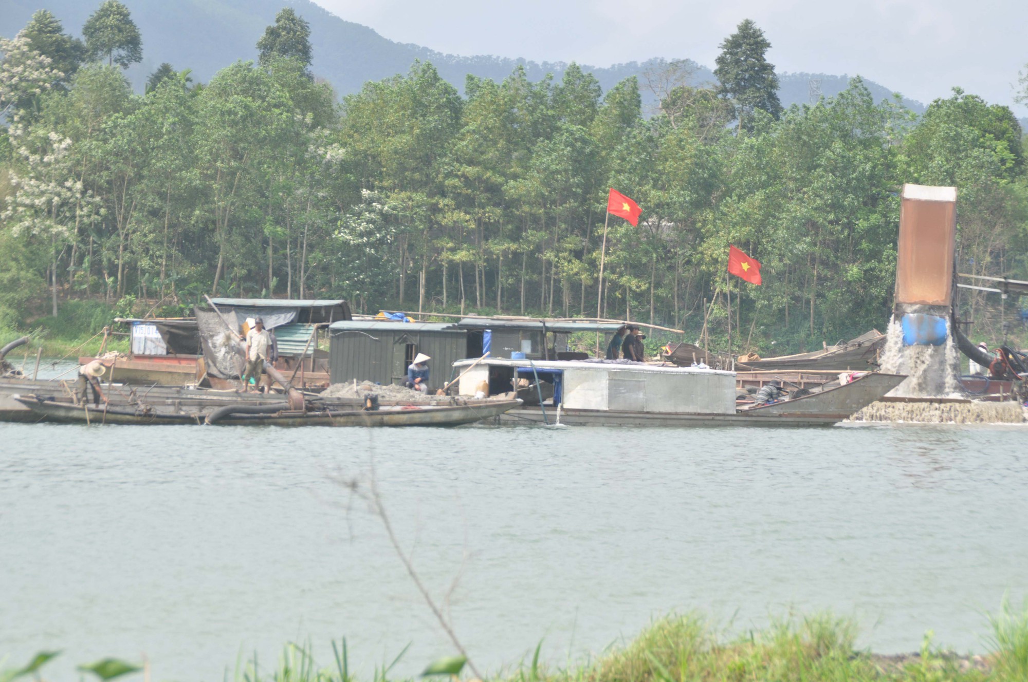 "Móc ruột" sông Hương