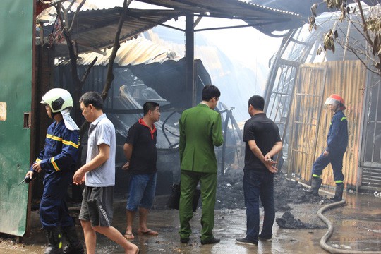 Hà Nội liên tục cháy lớn