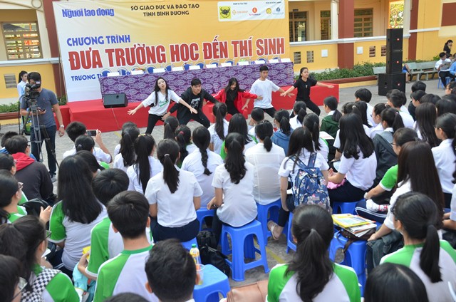 Đưa trường học đến thí sinh 2018 tại Bình Dương: Thí sinh muốn trở thành 1 trong 5 shark tank - Ảnh 17.