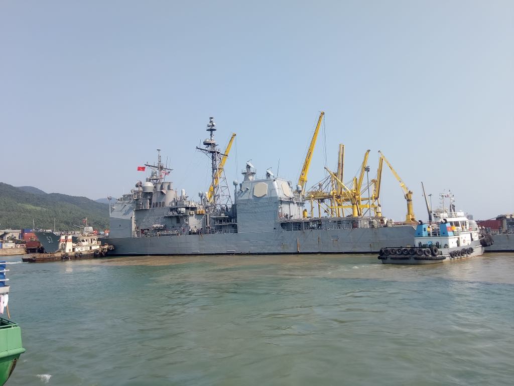 Tàu sân bay USS Carl Vinson đến Đà Nẵng: Mỹ ủng hộ Việt Nam vững mạnh, độc lập - Ảnh 3.