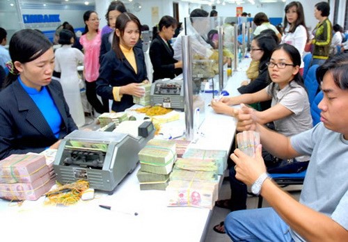 Sẽ siết chặt quy định gửi rút tiền tiết kiệm tại ngân hàng?