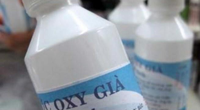 Biết công dụng này chị em sẽ đổ xô đi mua oxy già