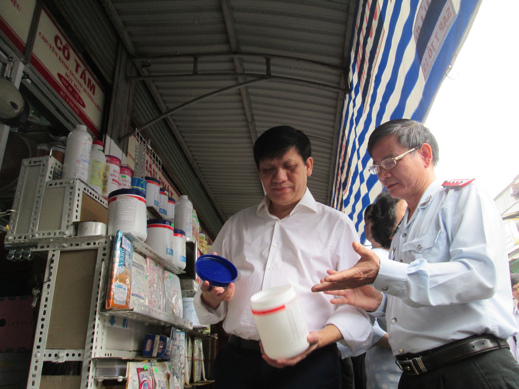Cởi tr&oacute;i cho doanh nghiệp thực phẩm - Ảnh 1.