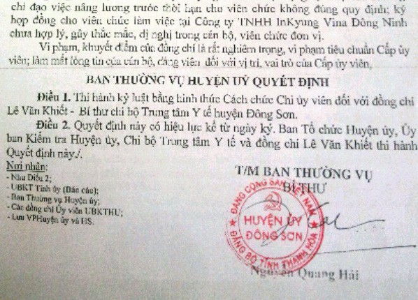 Giáng chức giám đốc trung tâm y tế lập quỹ đen, ký khống giấy khám sức khỏe