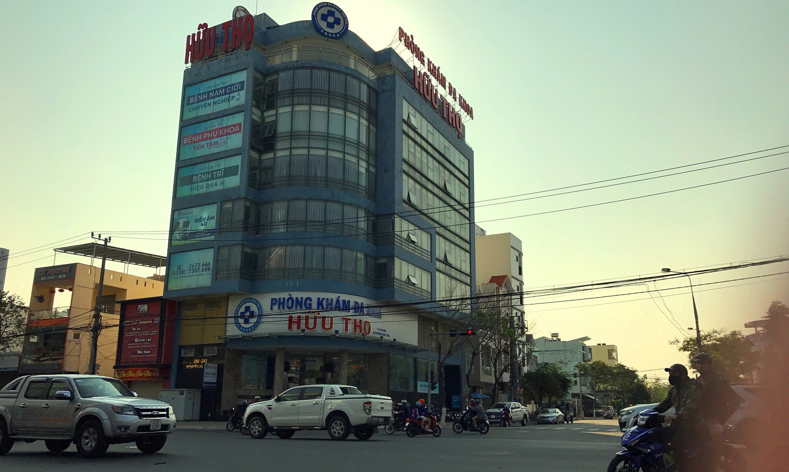Xử phạt ph&ograve;ng kh&aacute;m c&oacute; BS Trung Quốc h&agrave;nh nghề thu ph&iacute; cao hơn ni&ecirc;m yết - Ảnh 2.