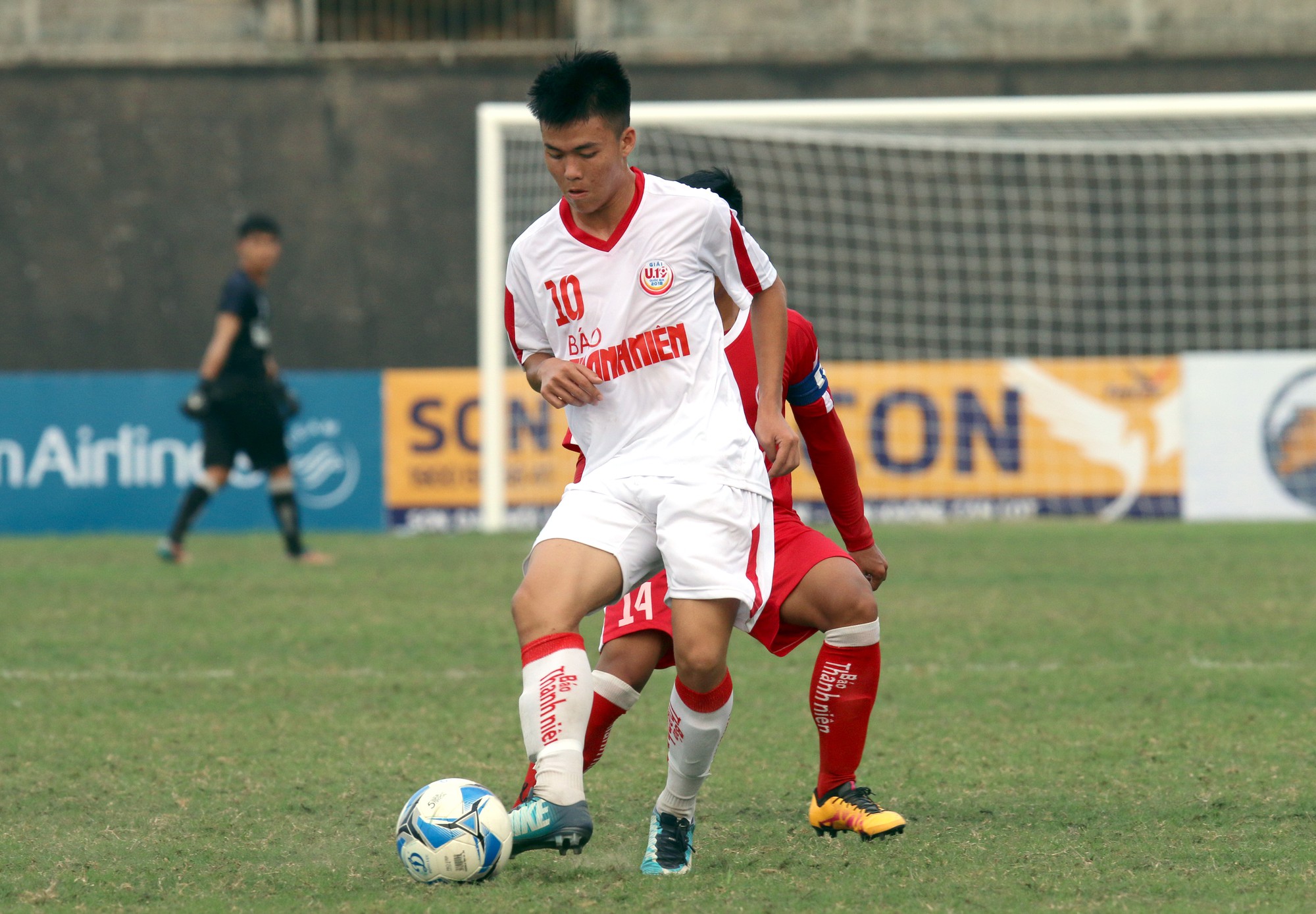 U19 HAGL thắng nhưng HLV Graechen chưa vui