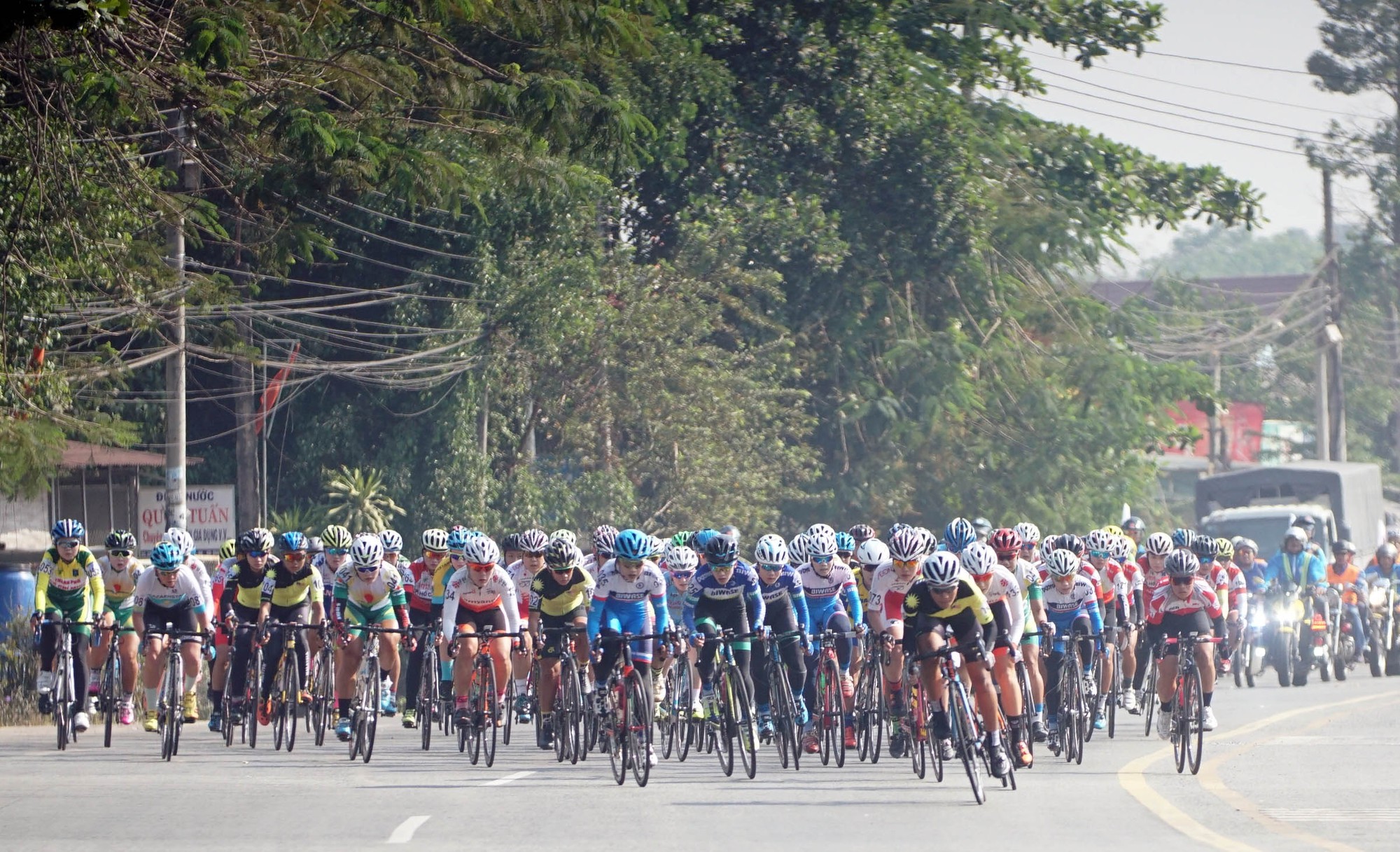 HCV ASIAD 2014 về nhất chặng đầu - Ảnh 1.