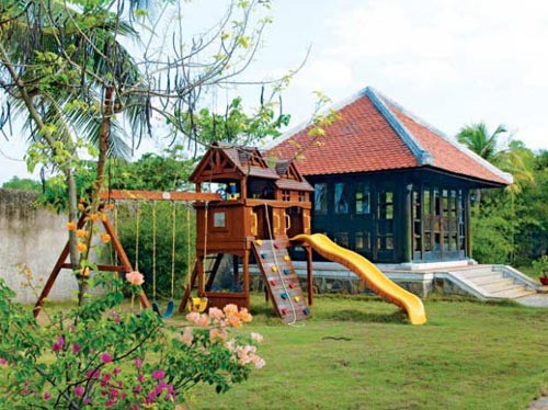 Ngây ngất với biệt thự dát toàn gỗ quý của Hoa khôi Thu Hương - Ảnh 12.