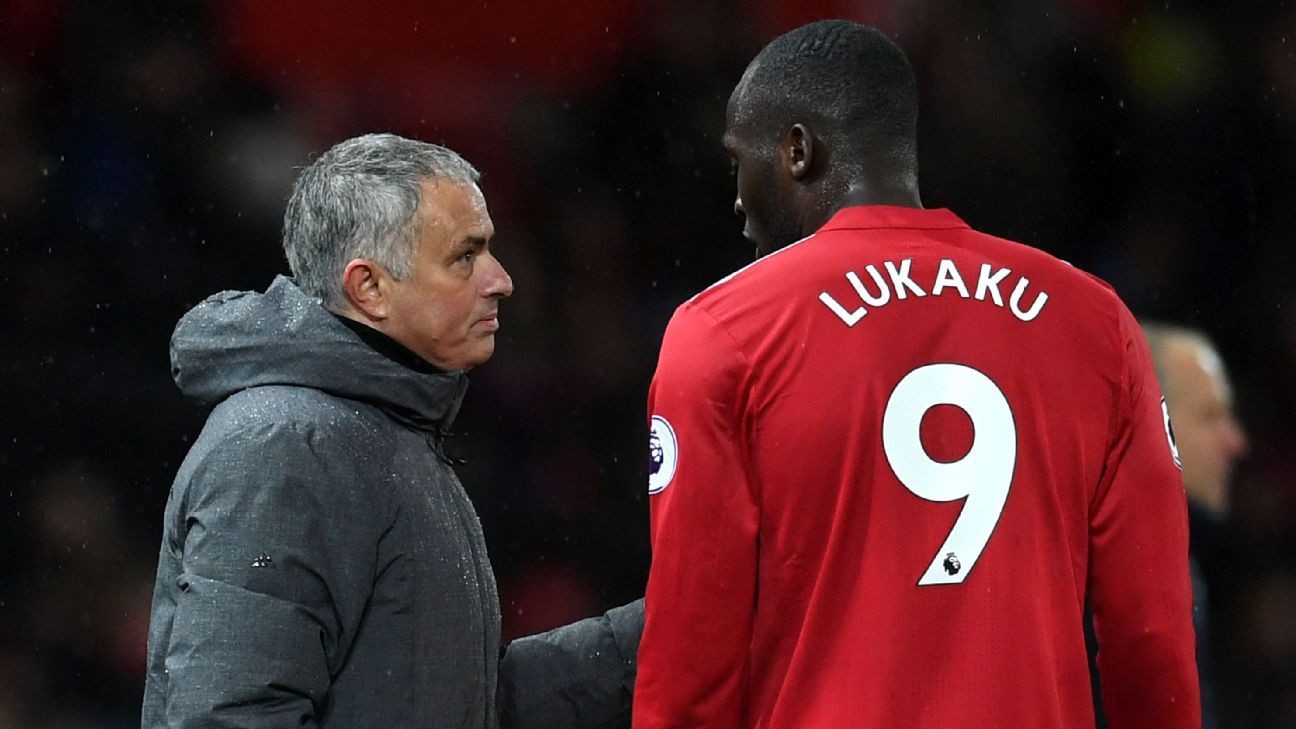 Lukaku: Mourinho coi tôi như một thị vệ