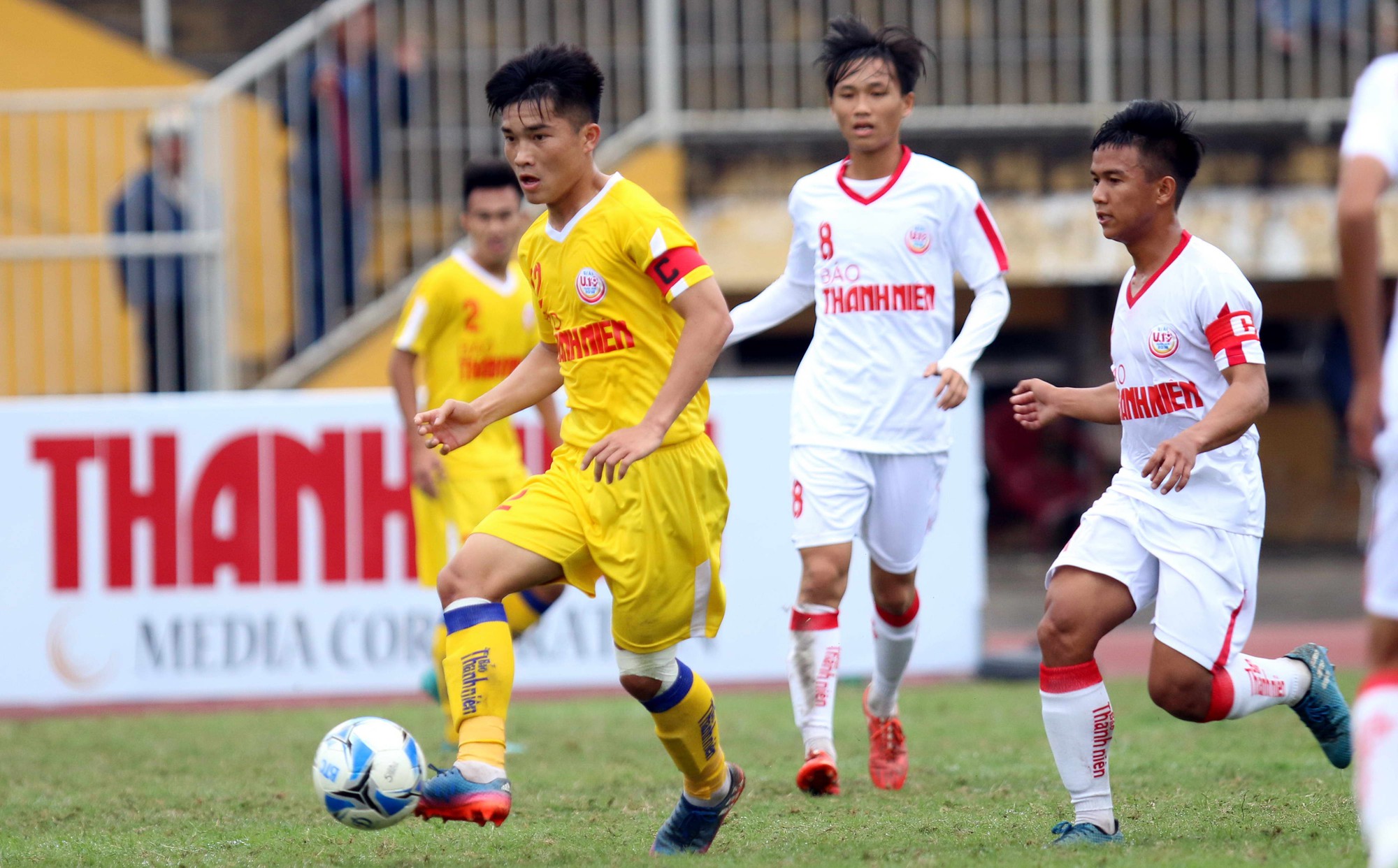 U19 SLNA thể hiện đẳng cấp, U19 Viettel hạ HAGL vào bán kết