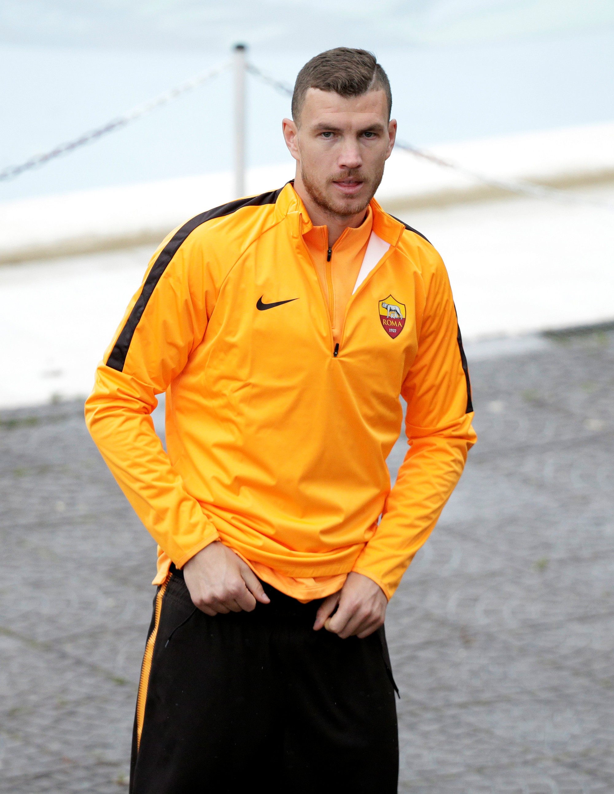 HLV Roma vẫn tin vào phép mầu trước Barcelona - Ảnh 2.
