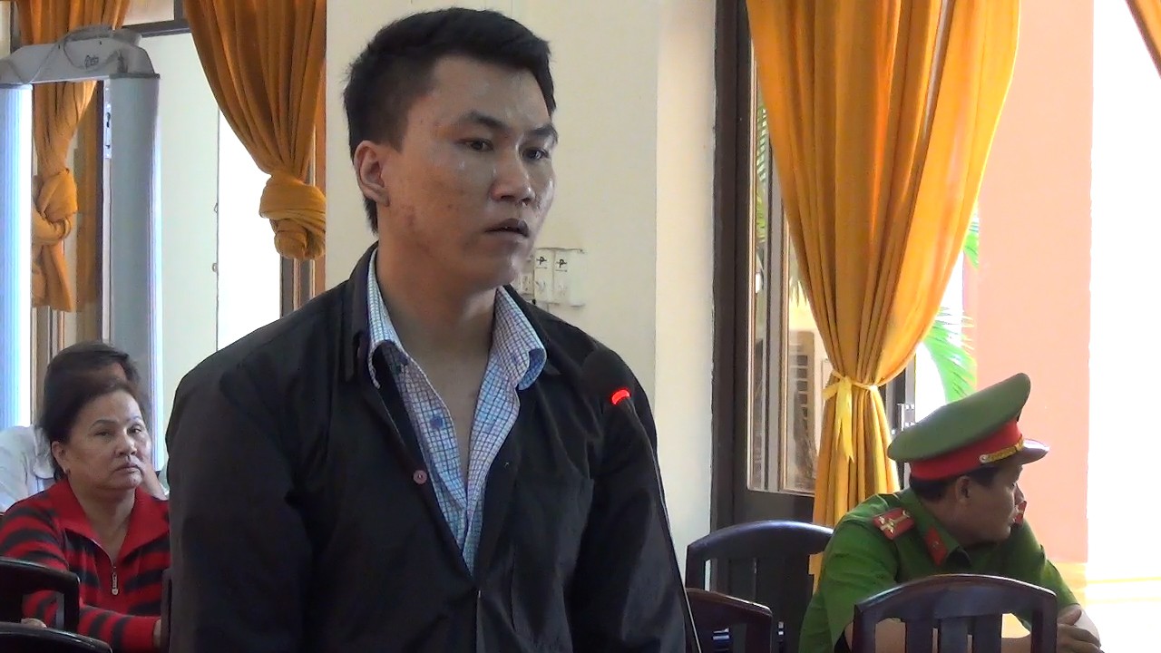 Sát hại cô ruột vì không dự đám tang cha