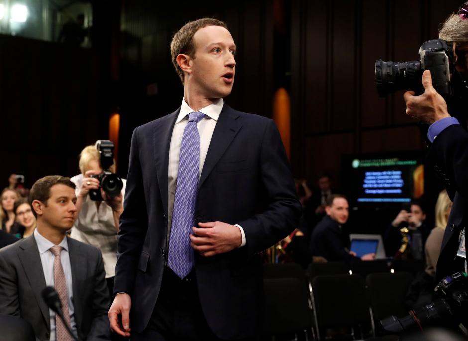 Ông chủ Facebook điều trần suốt 5 giờ trước quốc hội Mỹ