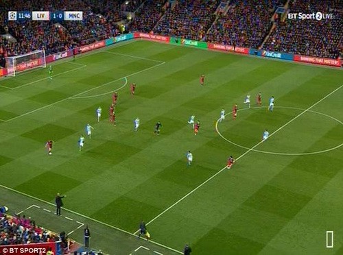Guardiola d&iacute;nh đ&ograve;n th&ugrave; trọng t&agrave;i, Man City bị loại Champions League - Ảnh 6.